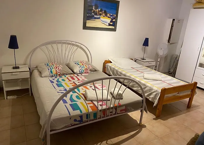 Riviera Vila *